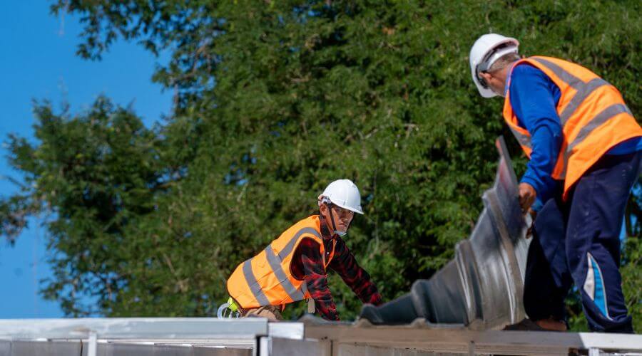 Expert flood damage restoration services in Roll, AZ